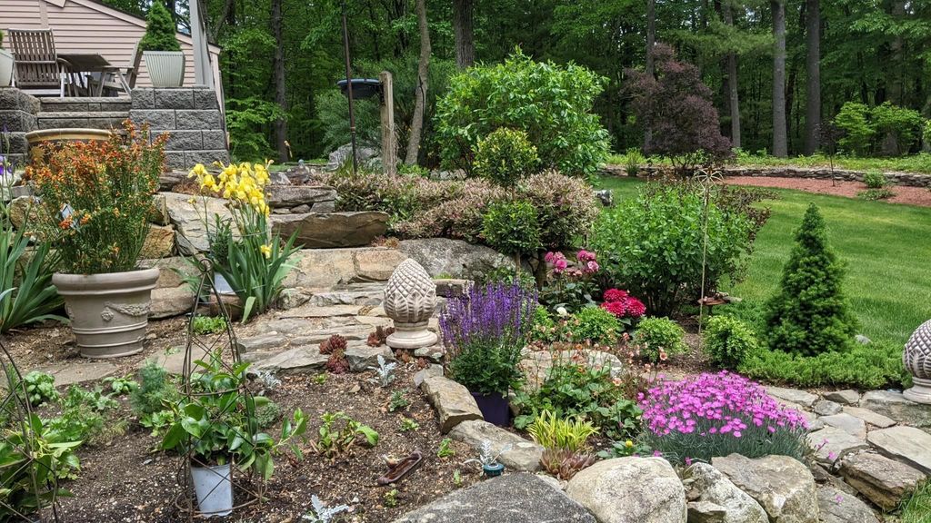 Photo of 30 Maple Avenue, Hampstead, NH 03841 (MLS # 5079361)