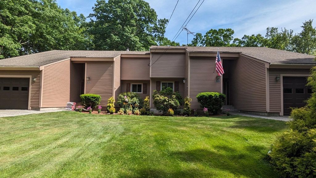 Photo of 30 Maple Avenue, Hampstead, NH 03841 (MLS # 5079361)