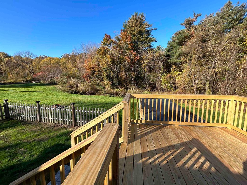 Photo of 131 Portsmouth Avenue, Stratham, NH 03885 (MLS # 5062171)