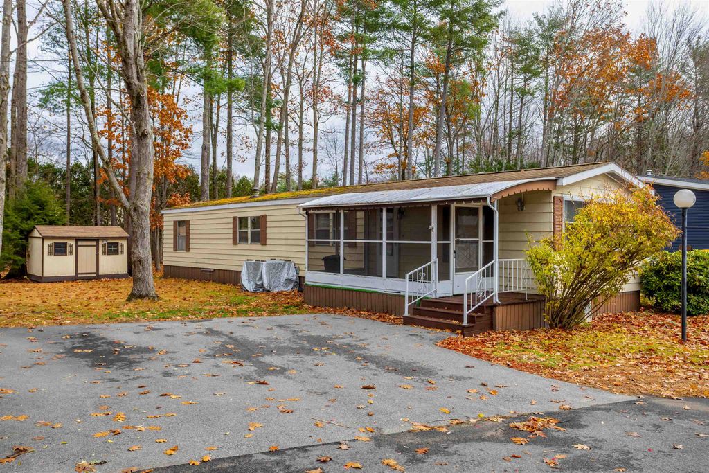 Photo of 5 S Blueberry Lane, Rochester, NH 03867 (MLS # 5069444)