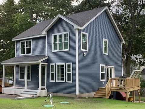 Photo of 29 London Road, Salem, NH 03079 (MLS # 5066310)