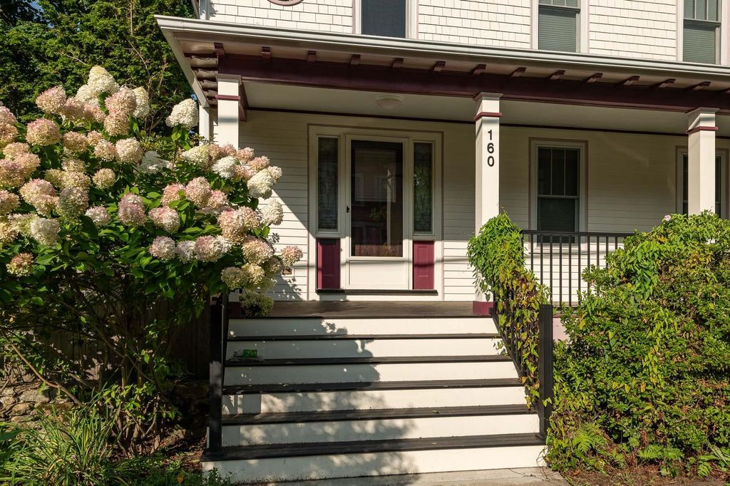 Photo of 160 Wibird Street #1, Portsmouth, NH 03801 (MLS # 5072661)