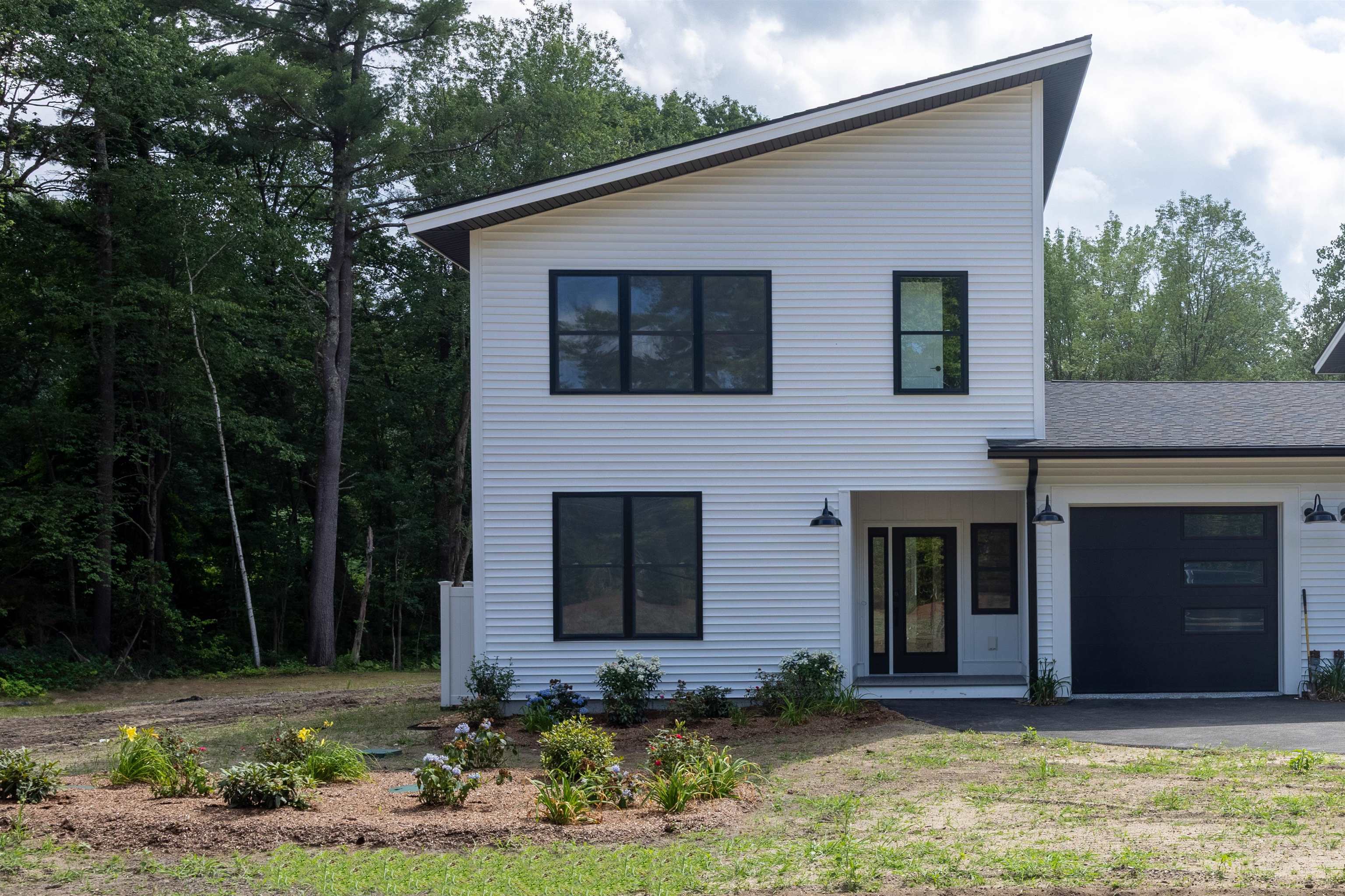 99 Rockingham Road Unit 1