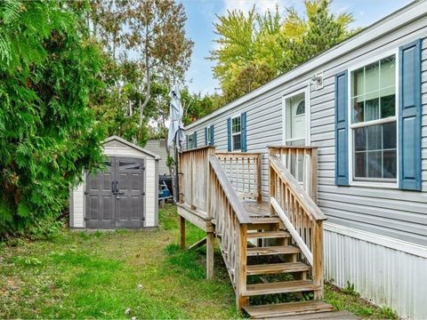 21 Second Street Colchester VT 05641