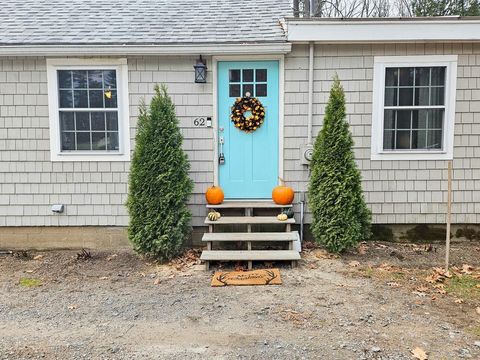 Photo of 62 Mast Road, Epping, NH 03042 (MLS # 5070700)