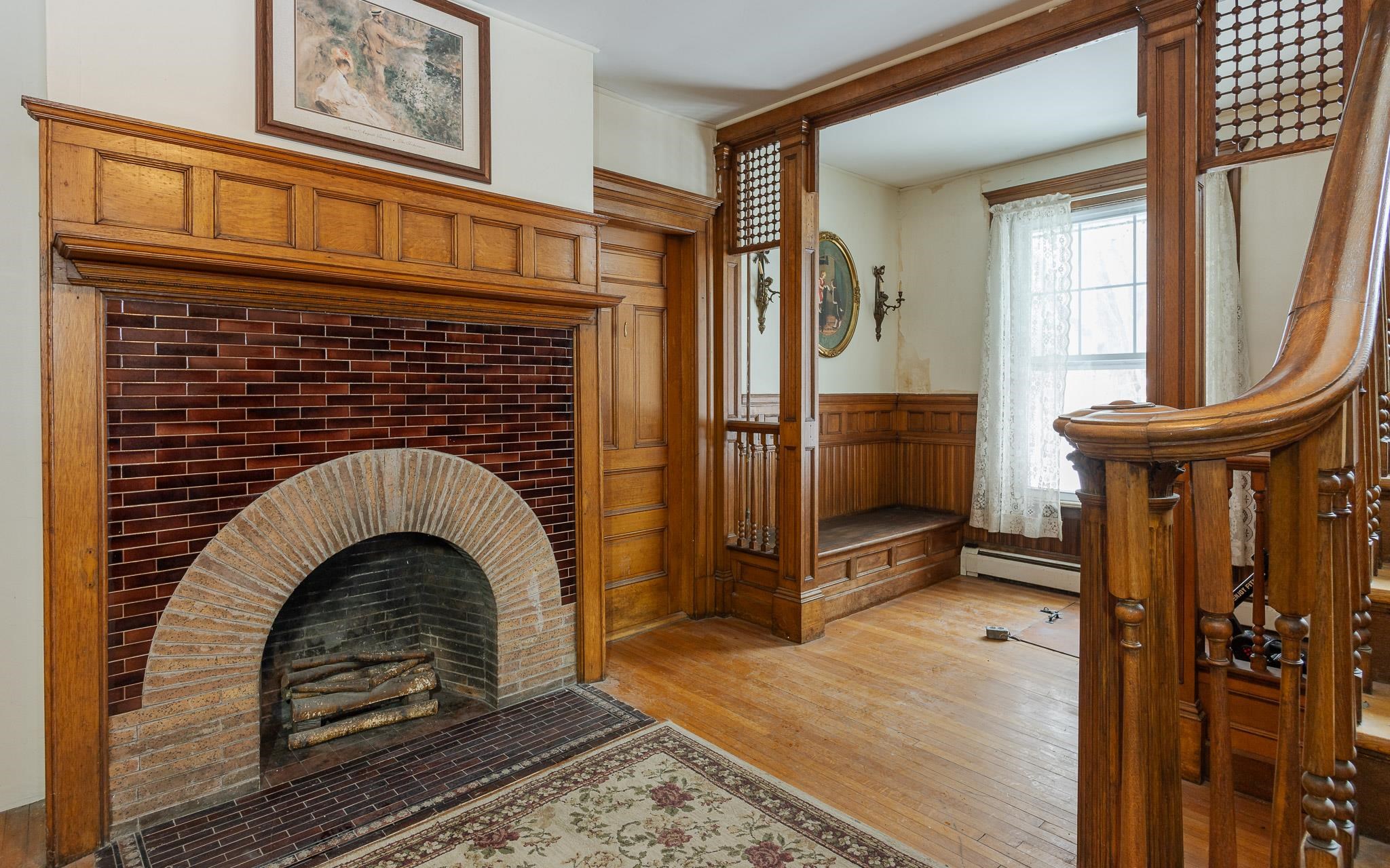 33 S Main Street 018-0250