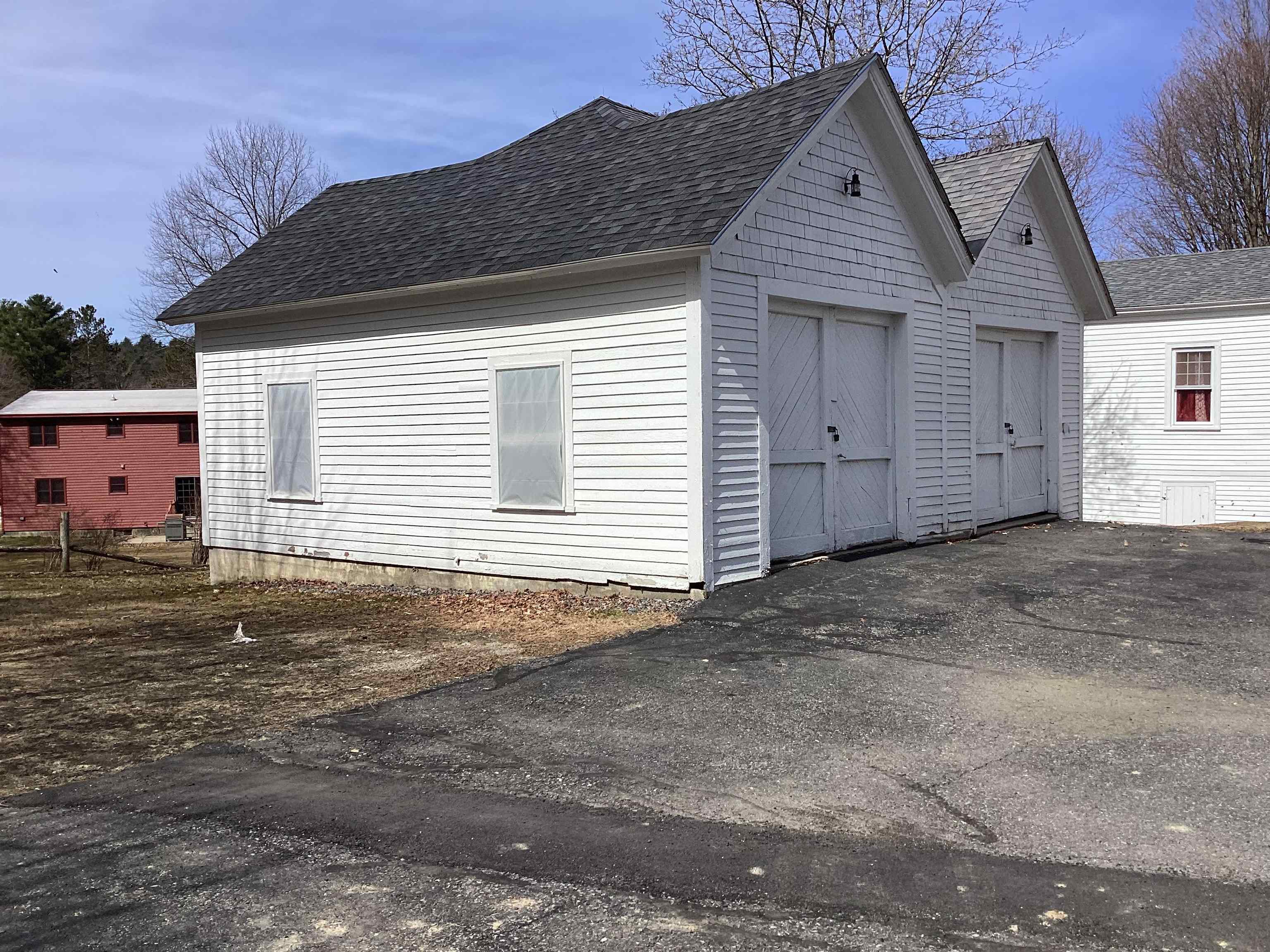 33 S Main Street 018-0250