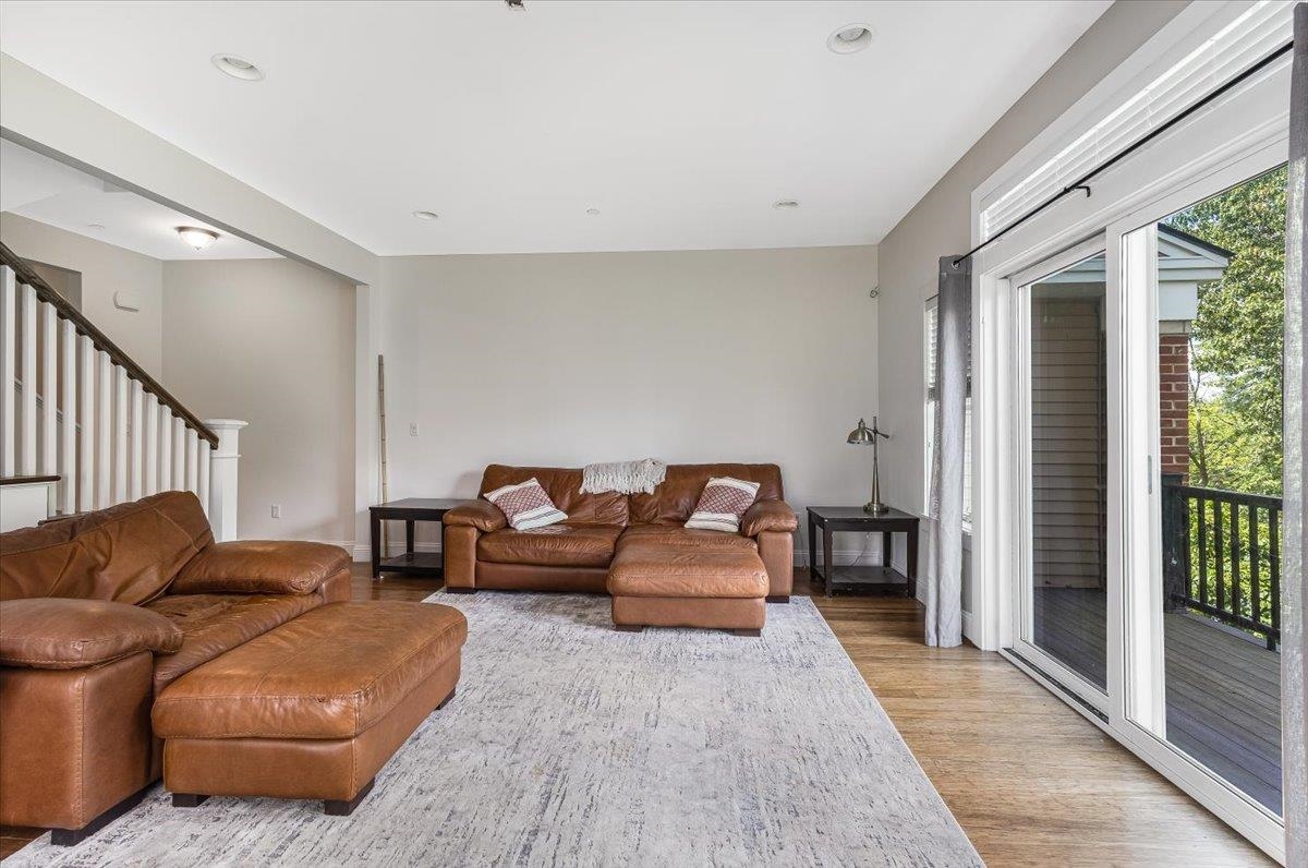 75 Riverwalk Way 2D