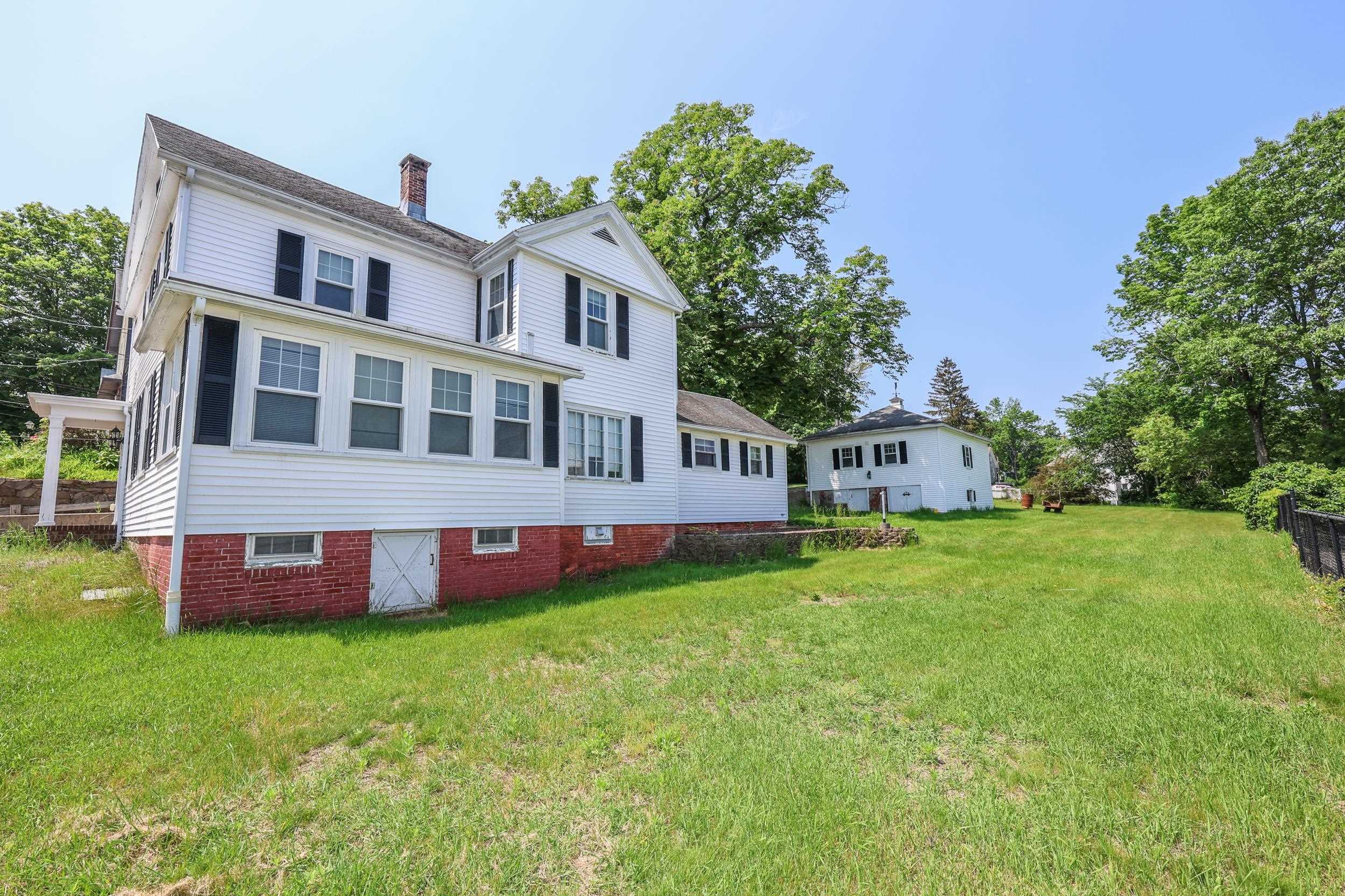11 Linden Street