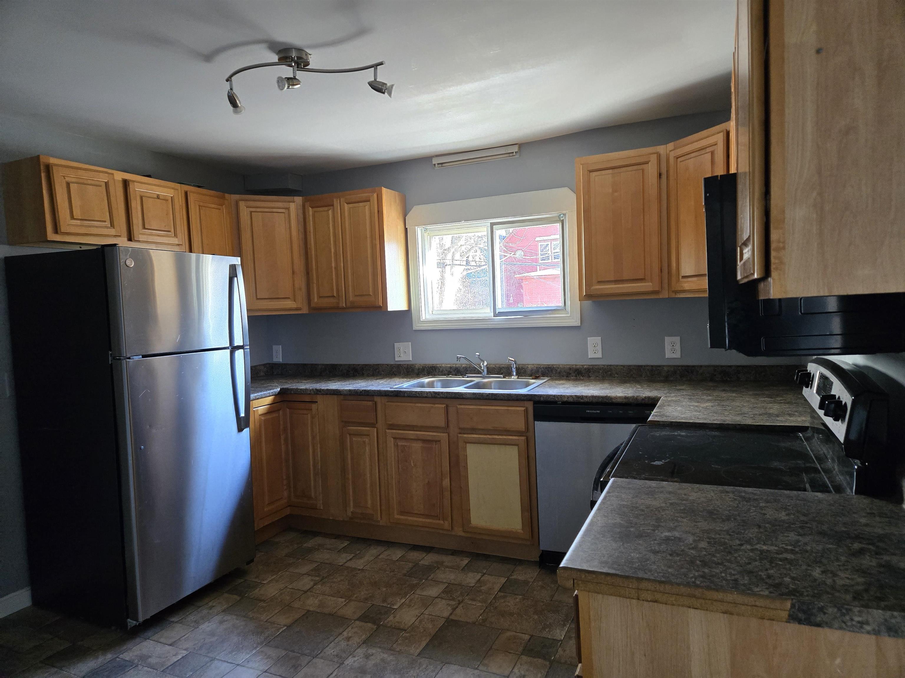 452 Manchester Street