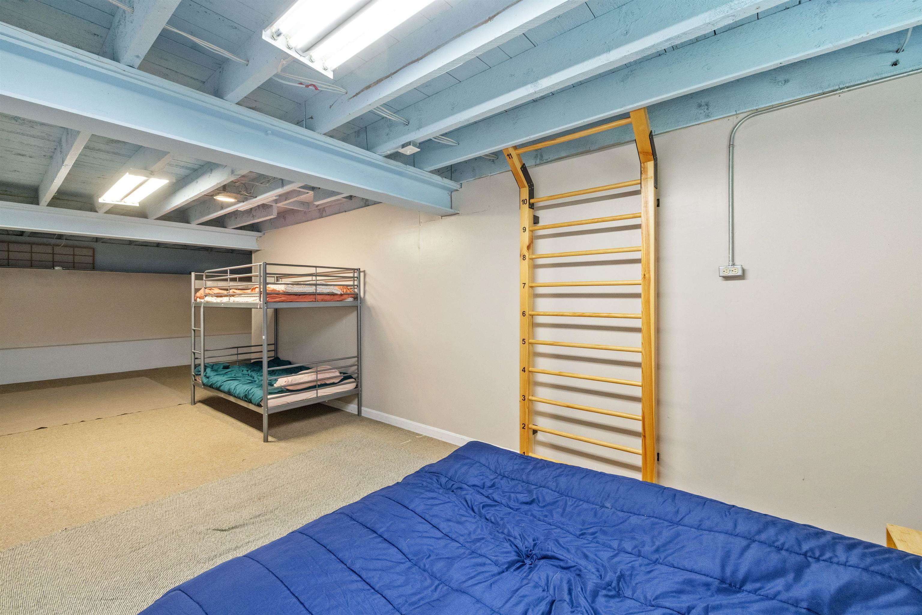 Bethlehem, New Hampshire 03574, United States, 2 Bedrooms Bedrooms, ,1 BathroomBathrooms,Residential,Active,223886