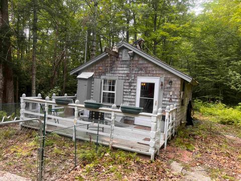 133 Quinttown Road Orford NH 03777