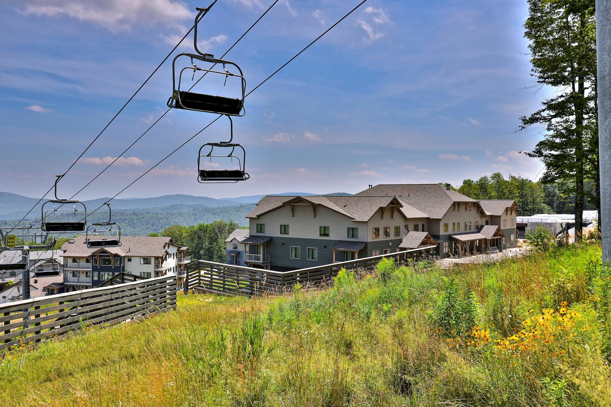 37 Village Center Road 1