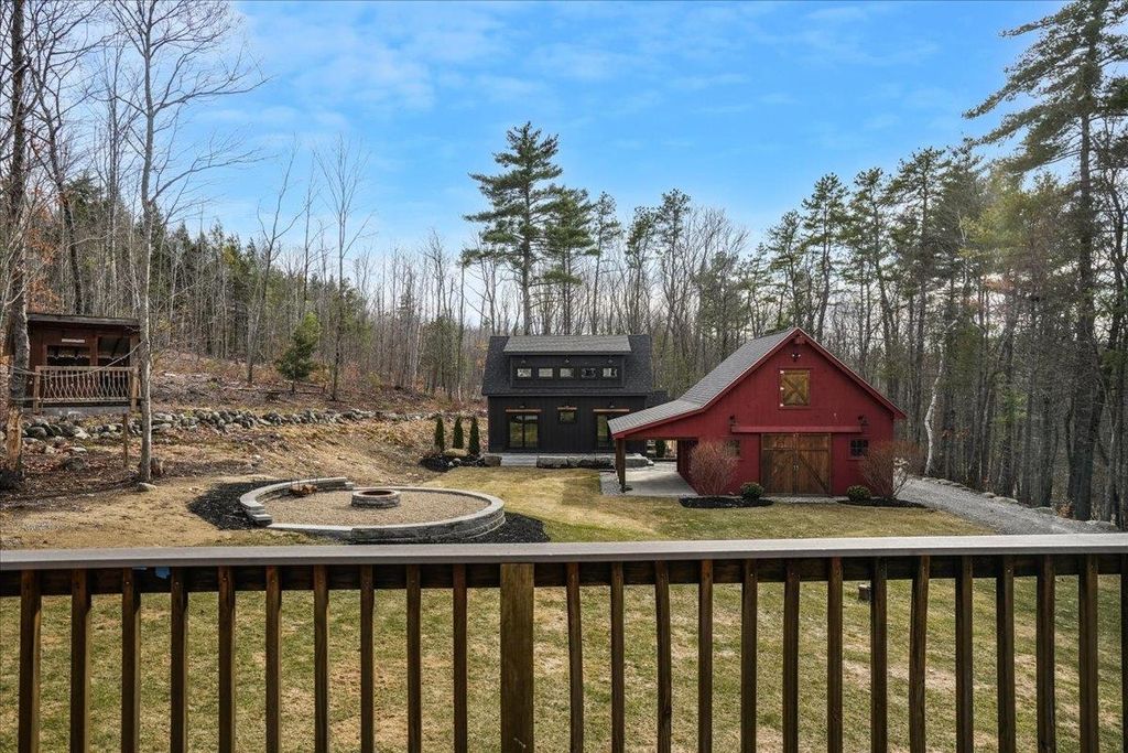 Photo of 646 Haleigh's Court, Pembroke, NH 03275 (MLS # 5082009)