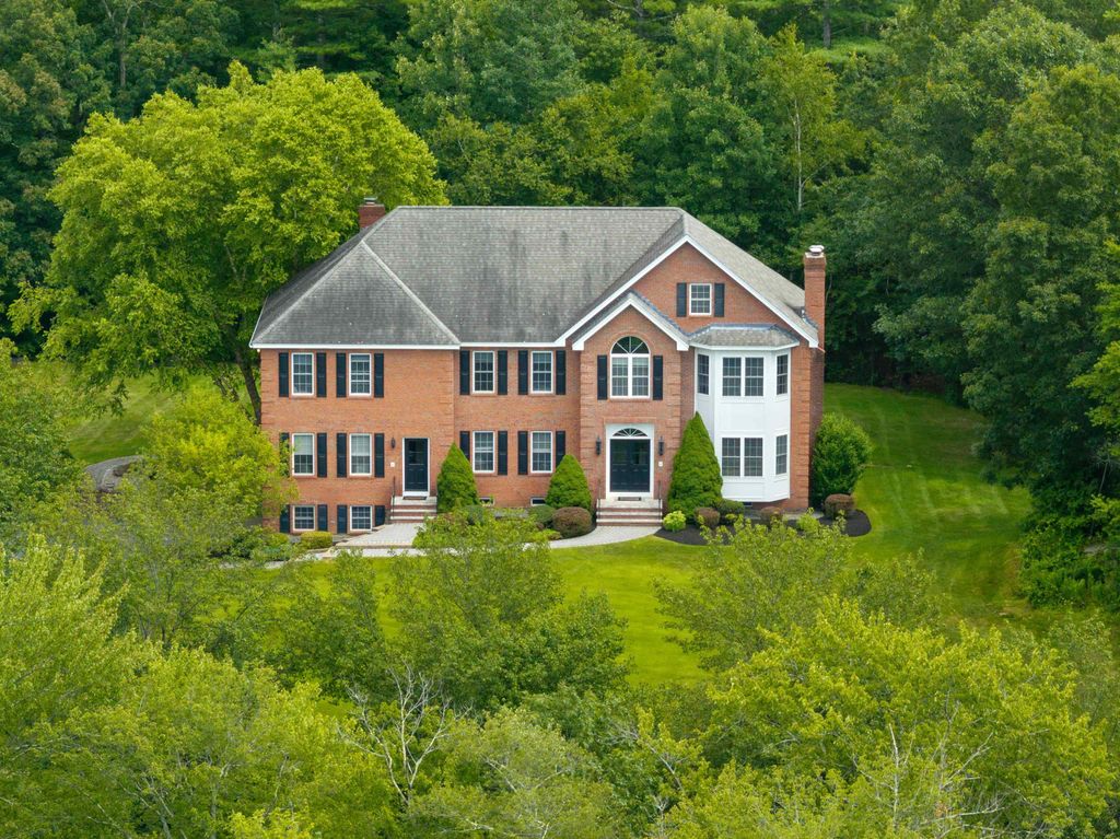 Photo of 8 Arcadia Lane, Salem, NH 03079 (MLS # 5066948)