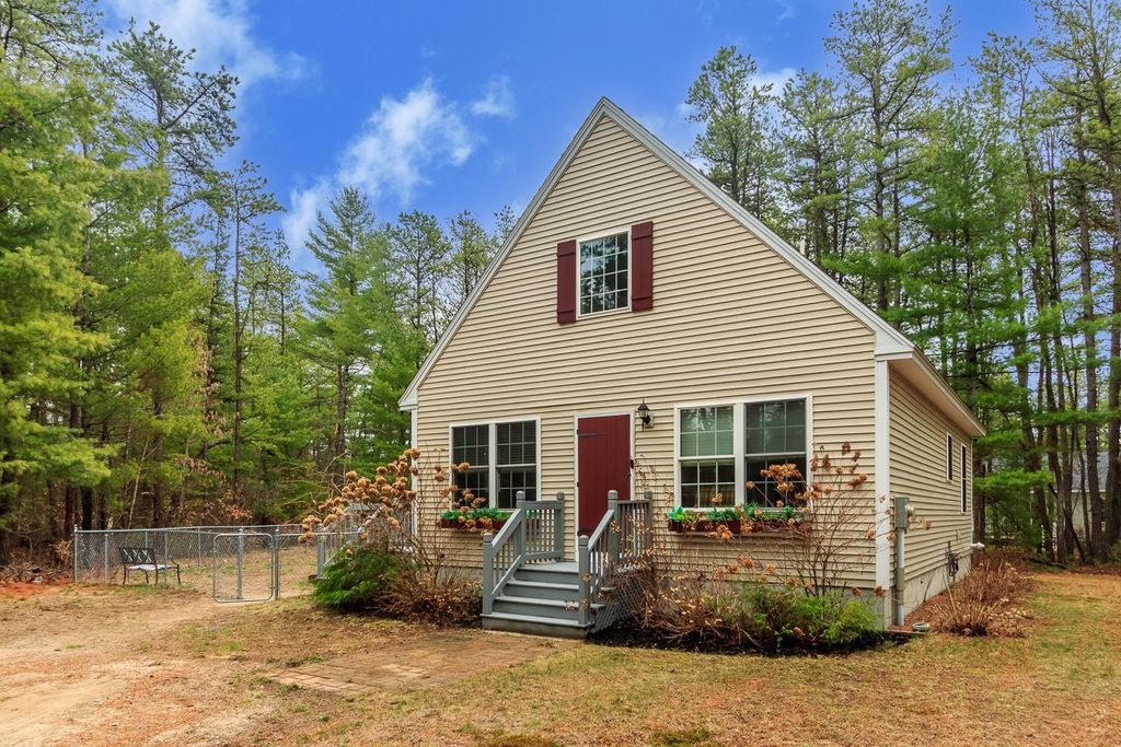 Photo of 439 Silver Pine Lane, Tamworth, NH 03886 (MLS # 5084179)