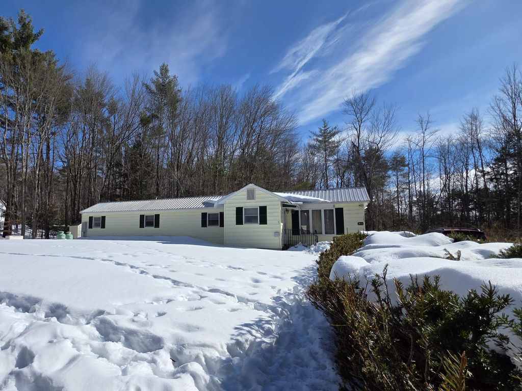 Photo of 149 Golden Circle Drive, Farmington, NH 03835 (MLS # 5077060)