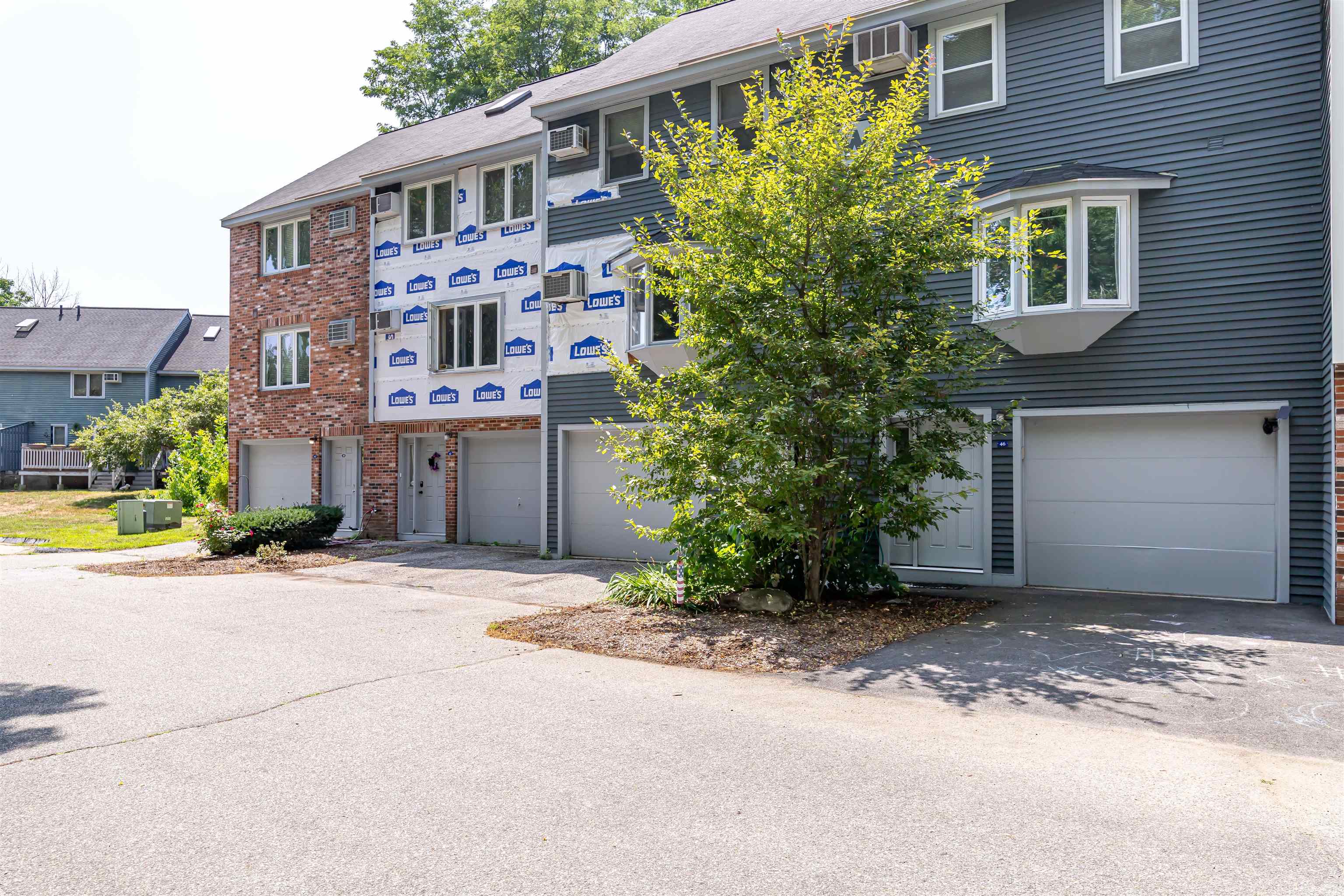 44 Valley West Way