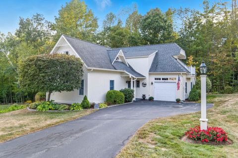 Photo of 11 Lantern Circle, Laconia, NH 03246 (MLS # 5061838)