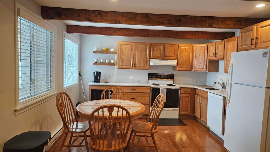 Photo of 1330 Lake Street #8, Bristol, NH 03222 (MLS # 5078737)