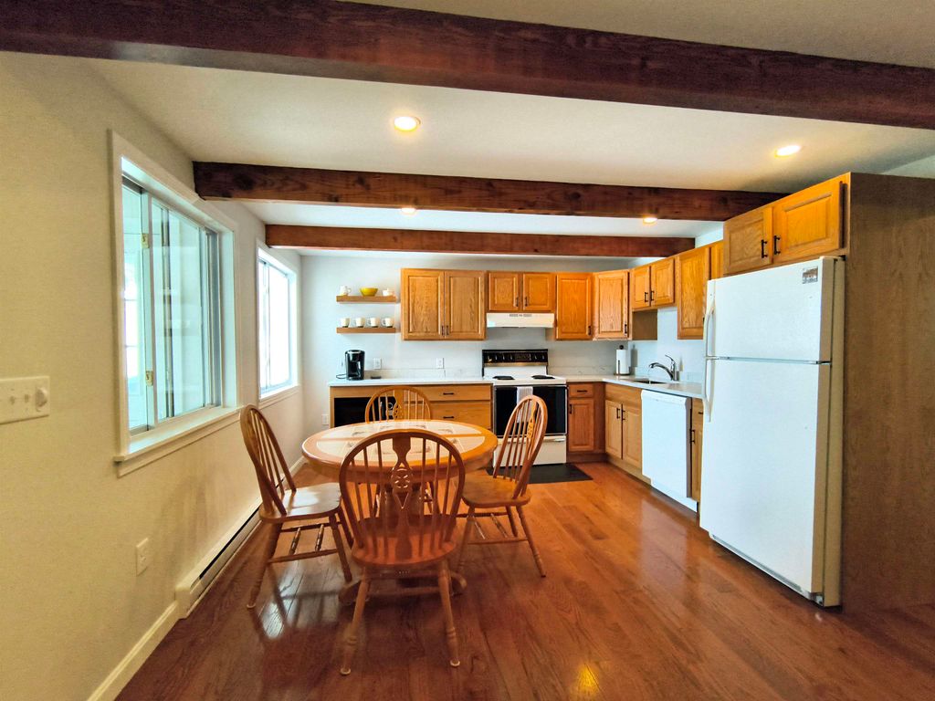 Photo of 1330 Lake Street #8, Bristol, NH 03222 (MLS # 5078737)