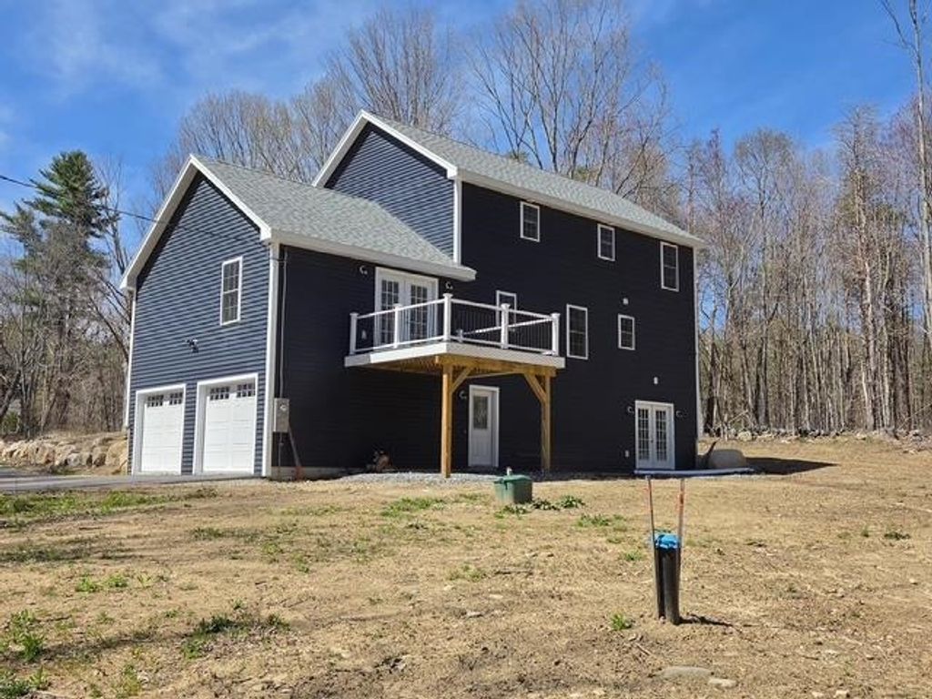 Photo of 47 Long Hill Road, Raymond, NH 03077 (MLS # 5070538)