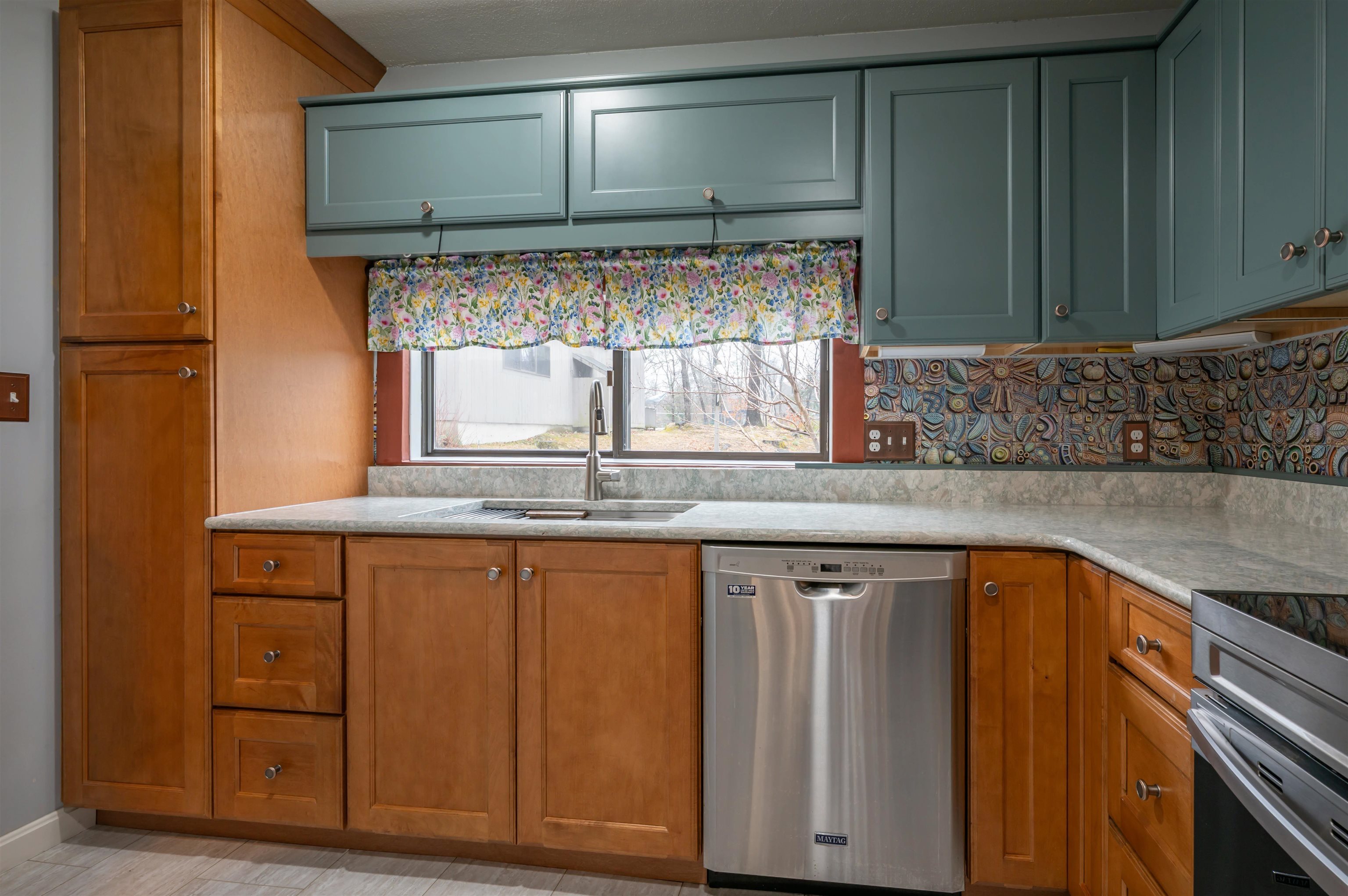 111 Coburn Avenue 187