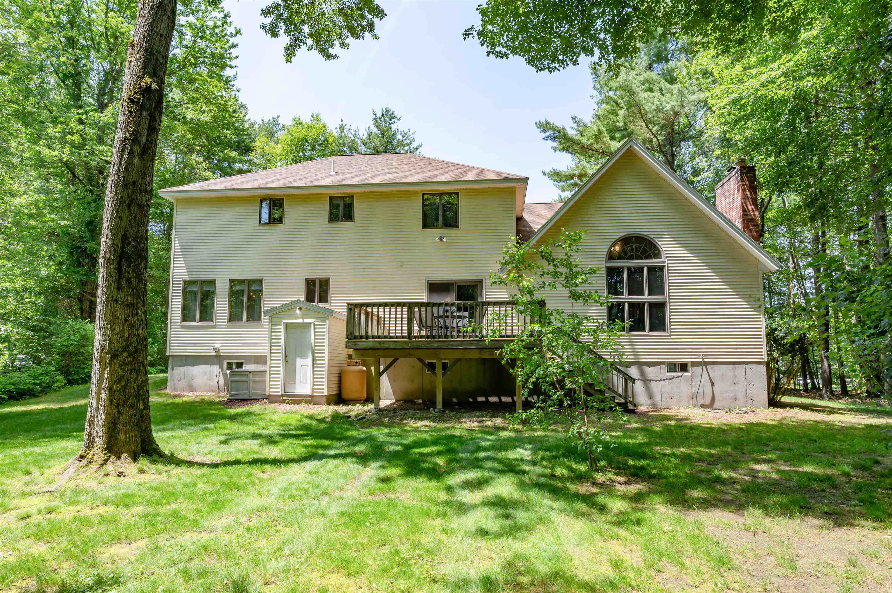 7 Golden Oaks Drive