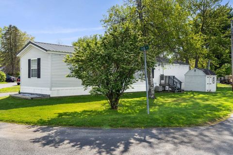 2 Lilac Street Exeter NH 03833