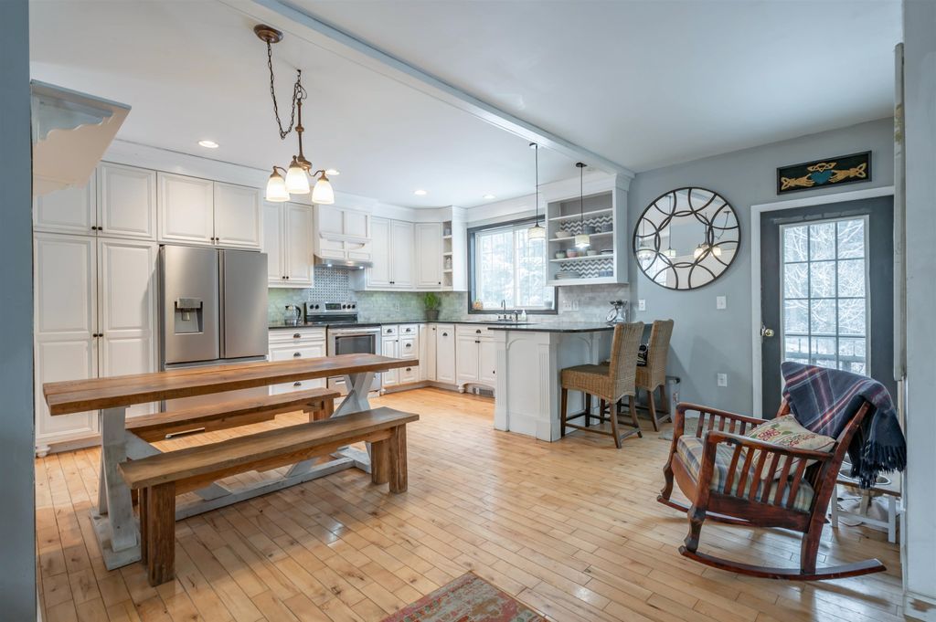 Photo of 133 Raymond Road, Deerfield, NH 03037 (MLS # 5082796)