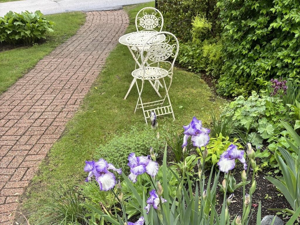 14 Colonial Square 14