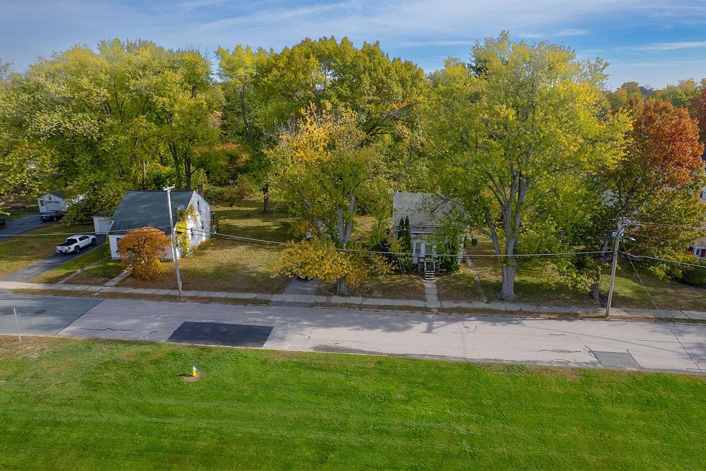 Photo of 1519 Atherton Avenue, Nashua, NH 03064 (MLS # 5074345)