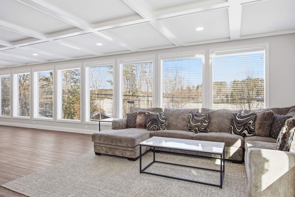 Photo of 61 Crescent Drive, Barnstead, NH 03225 (MLS # 5076683)