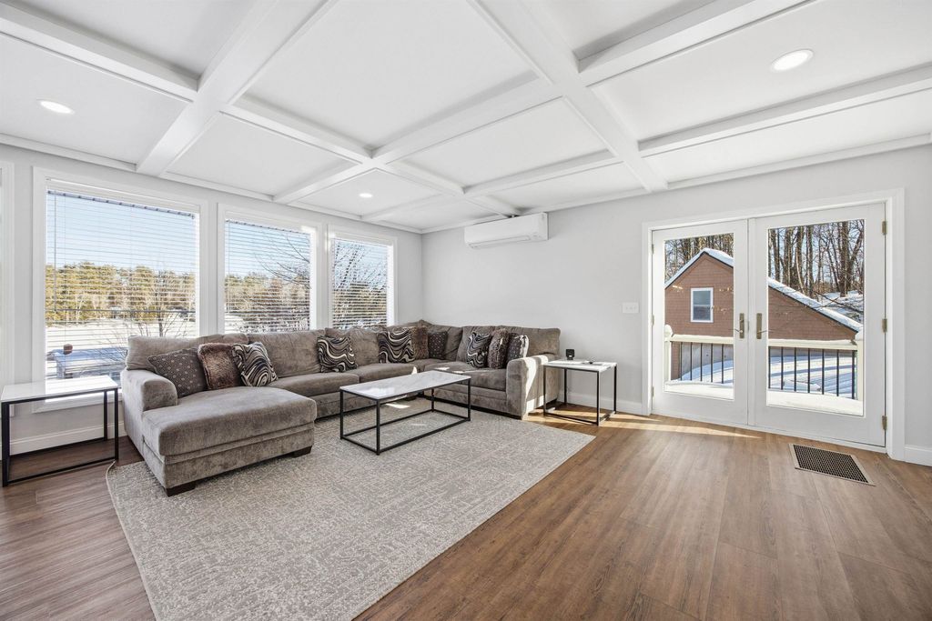 Photo of 61 Crescent Drive, Barnstead, NH 03225 (MLS # 5076683)