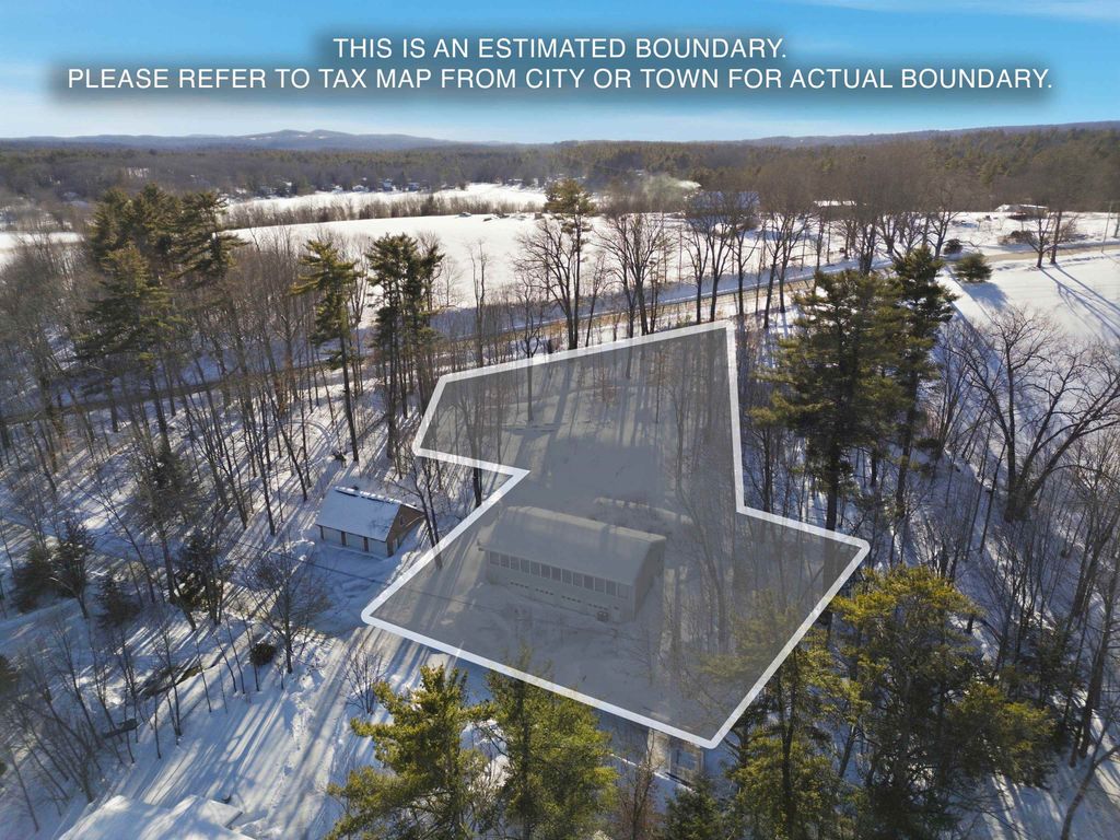 Photo of 61 Crescent Drive, Barnstead, NH 03225 (MLS # 5076683)