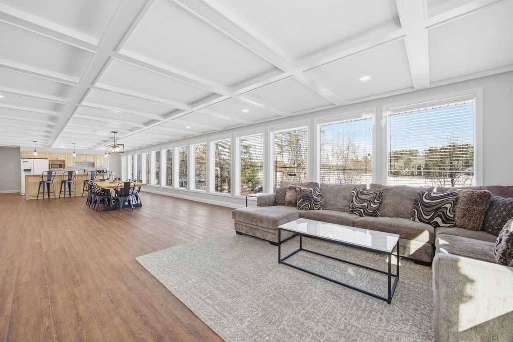 Photo of 61 Crescent Drive, Barnstead, NH 03225 (MLS # 5076683)