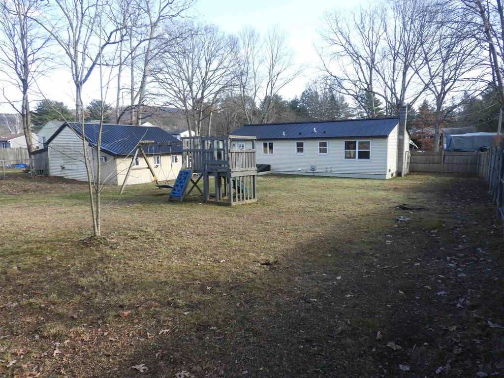 Photo of 19 Toofs Drive, Winchester, NH 03470 (MLS # 5072273)