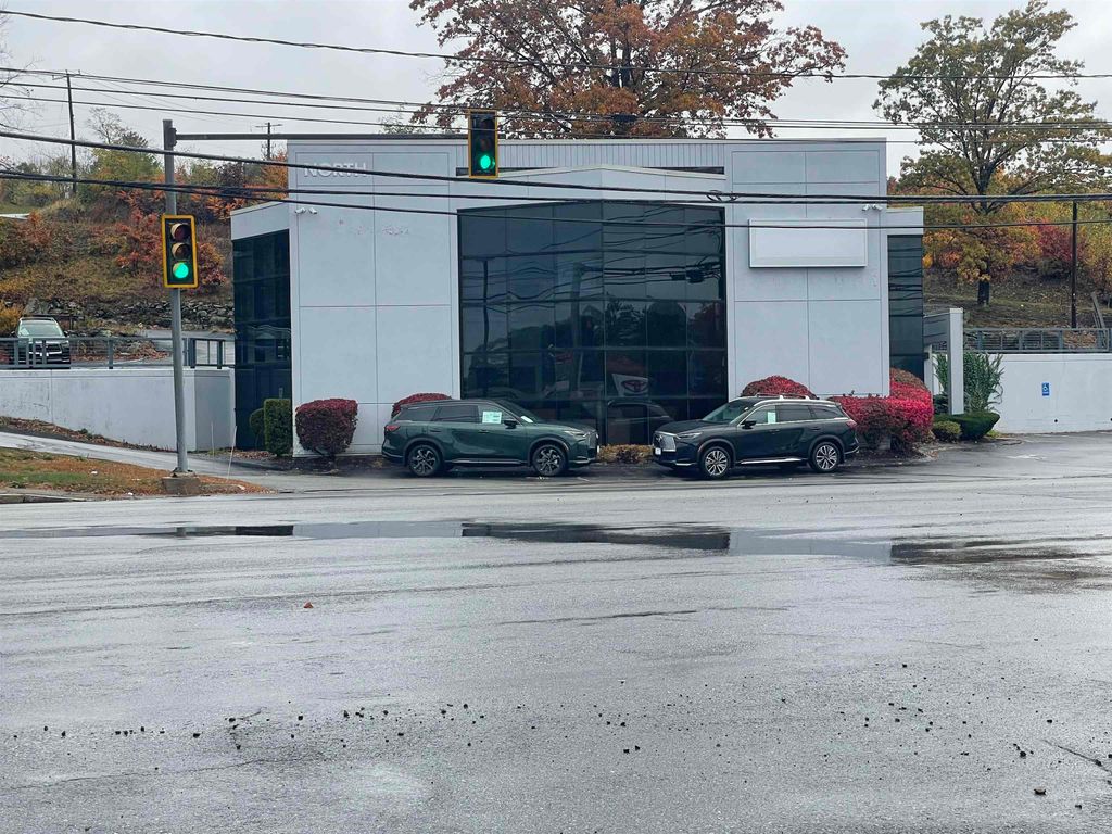 Photo of 105 Daniel Webster Highway, Nashua, NH 03060 (MLS # 5067765)