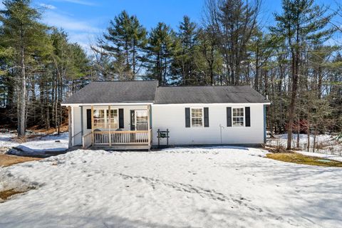 27 Barnes Avenue Alton NH 03809