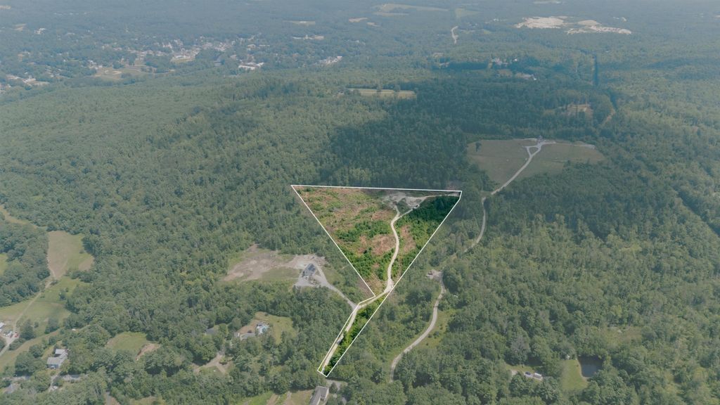 Photo of 173 Patterson Hill Road, Henniker, NH 03242 (MLS # 5018365)