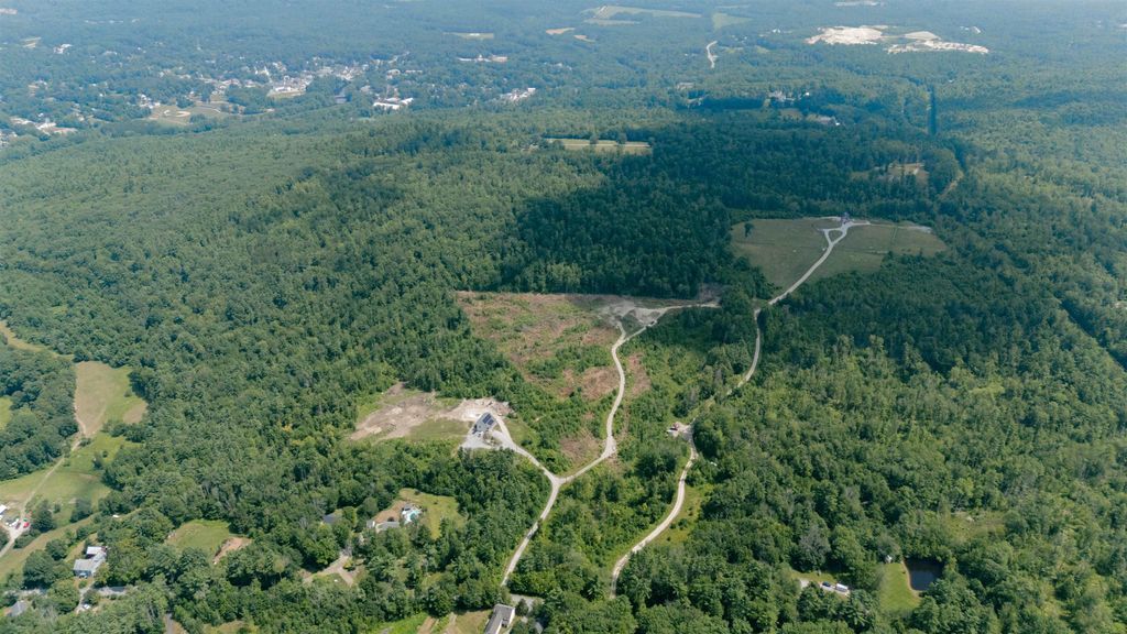 Photo of 173 Patterson Hill Road, Henniker, NH 03242 (MLS # 5018365)