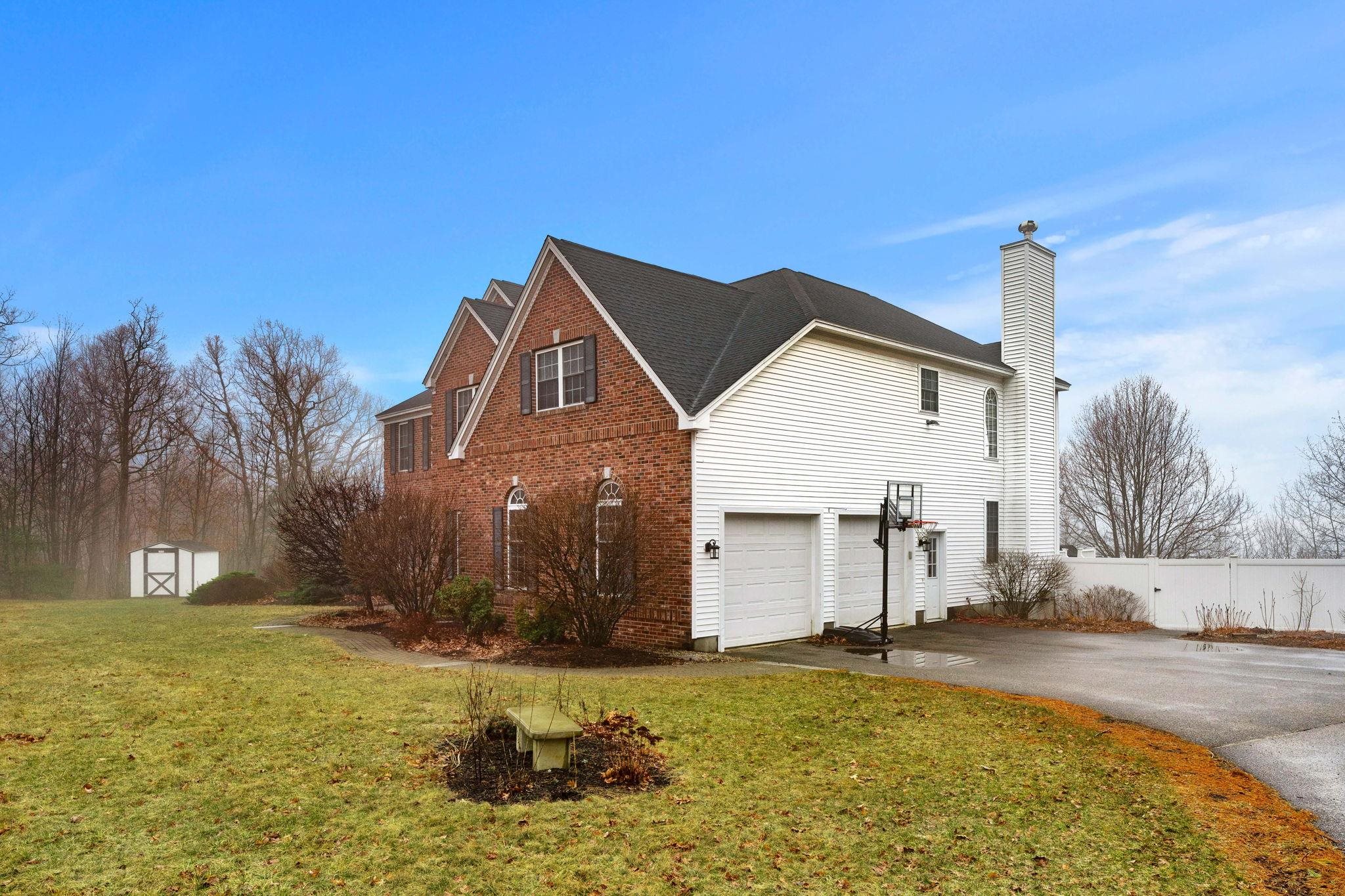 115 Roosevelt Road