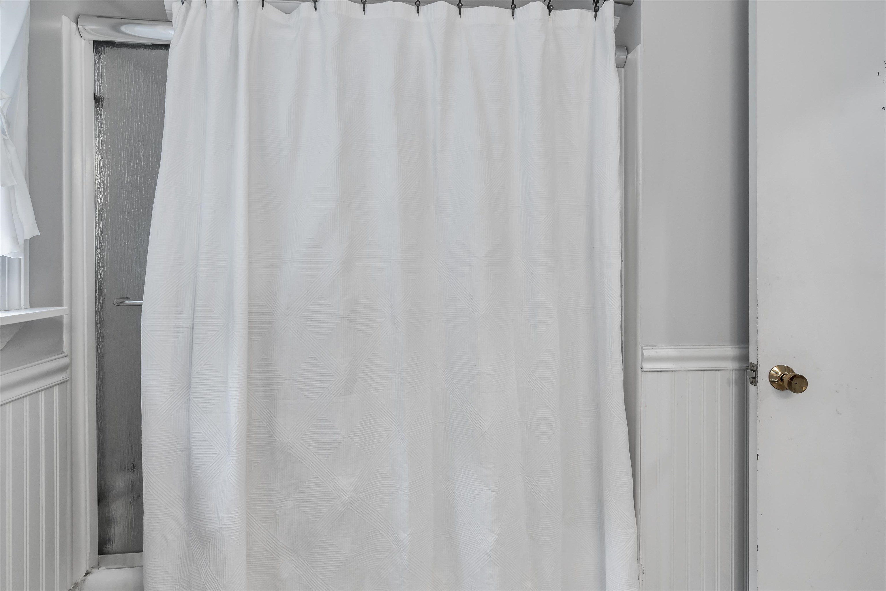 Salem, New Hampshire 03079, United States, 3 Bedrooms Bedrooms, ,1 BathroomBathrooms,Residential,Pending,152255