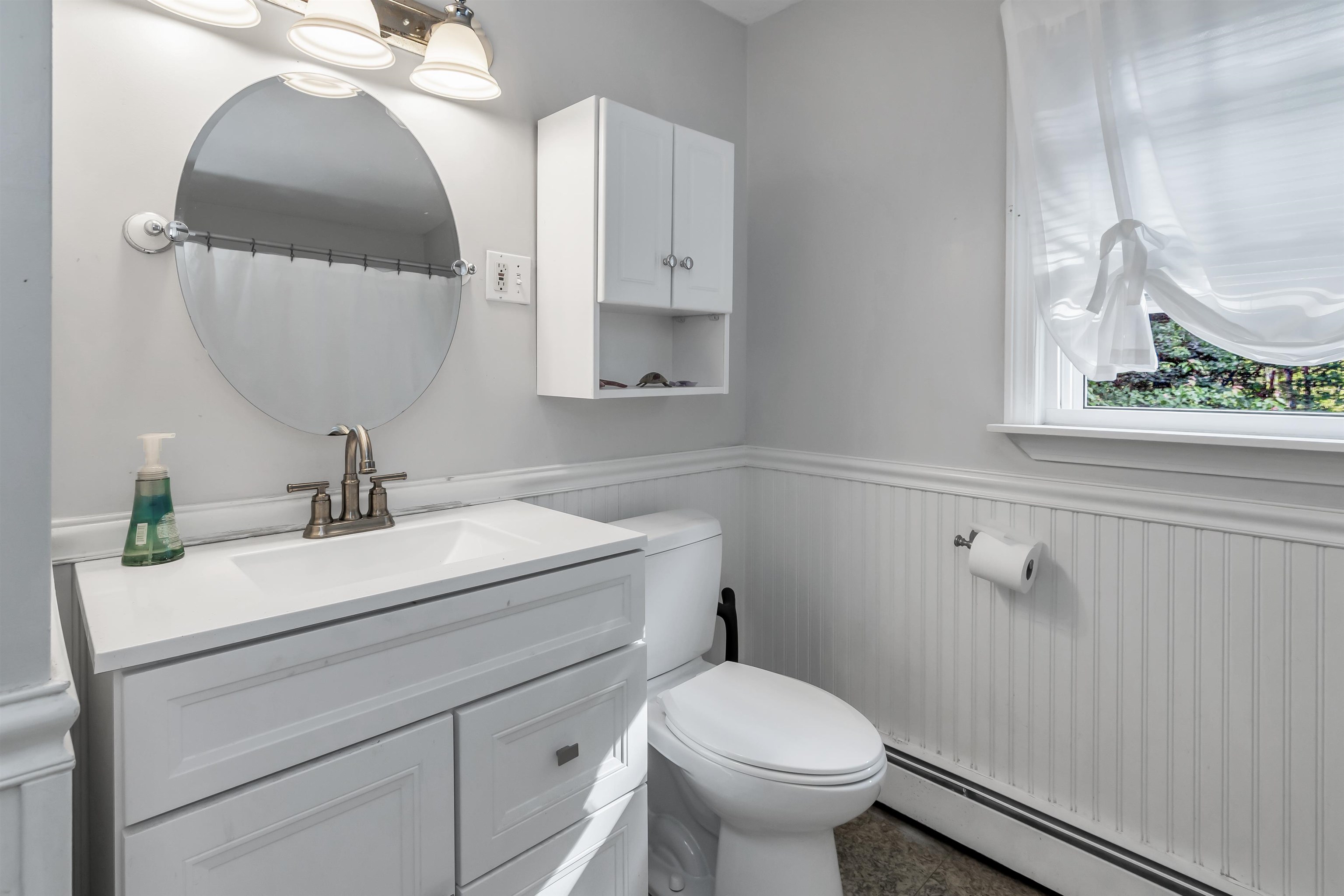 Salem, New Hampshire 03079, United States, 3 Bedrooms Bedrooms, ,1 BathroomBathrooms,Residential,Pending,152255