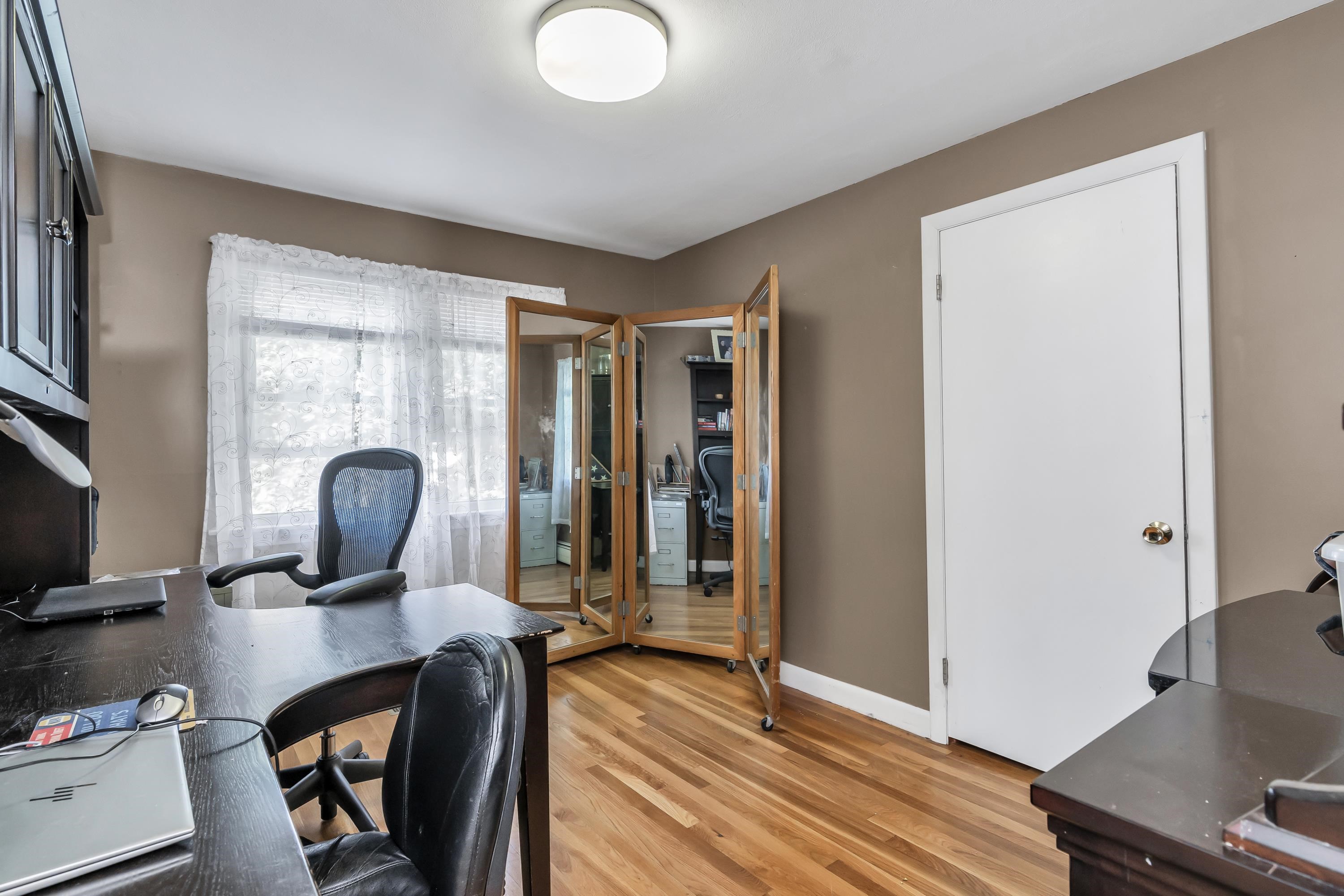 Salem, New Hampshire 03079, United States, 3 Bedrooms Bedrooms, ,1 BathroomBathrooms,Residential,Pending,152255