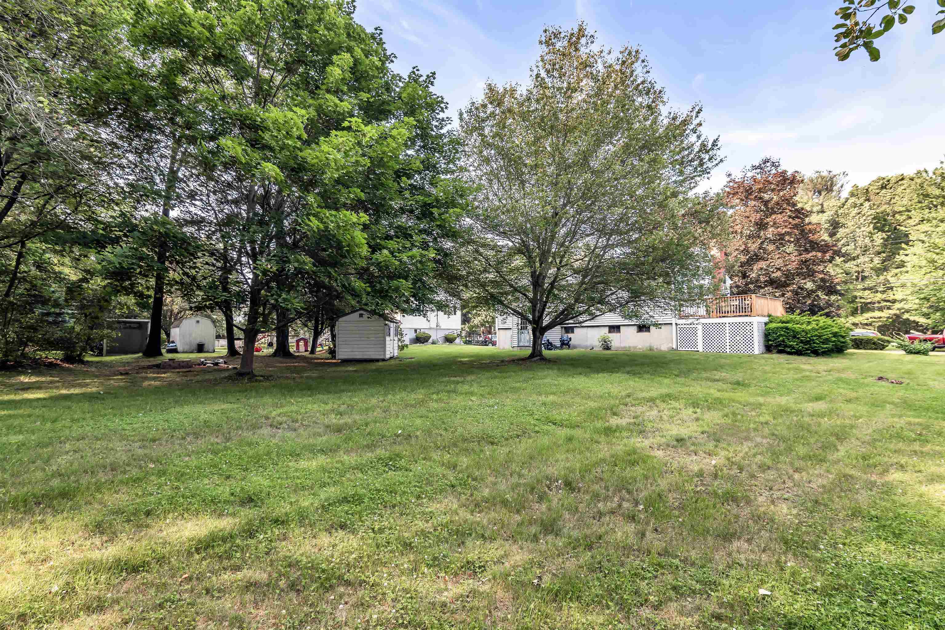 Salem, New Hampshire 03079, United States, 3 Bedrooms Bedrooms, ,1 BathroomBathrooms,Residential,Pending,152255