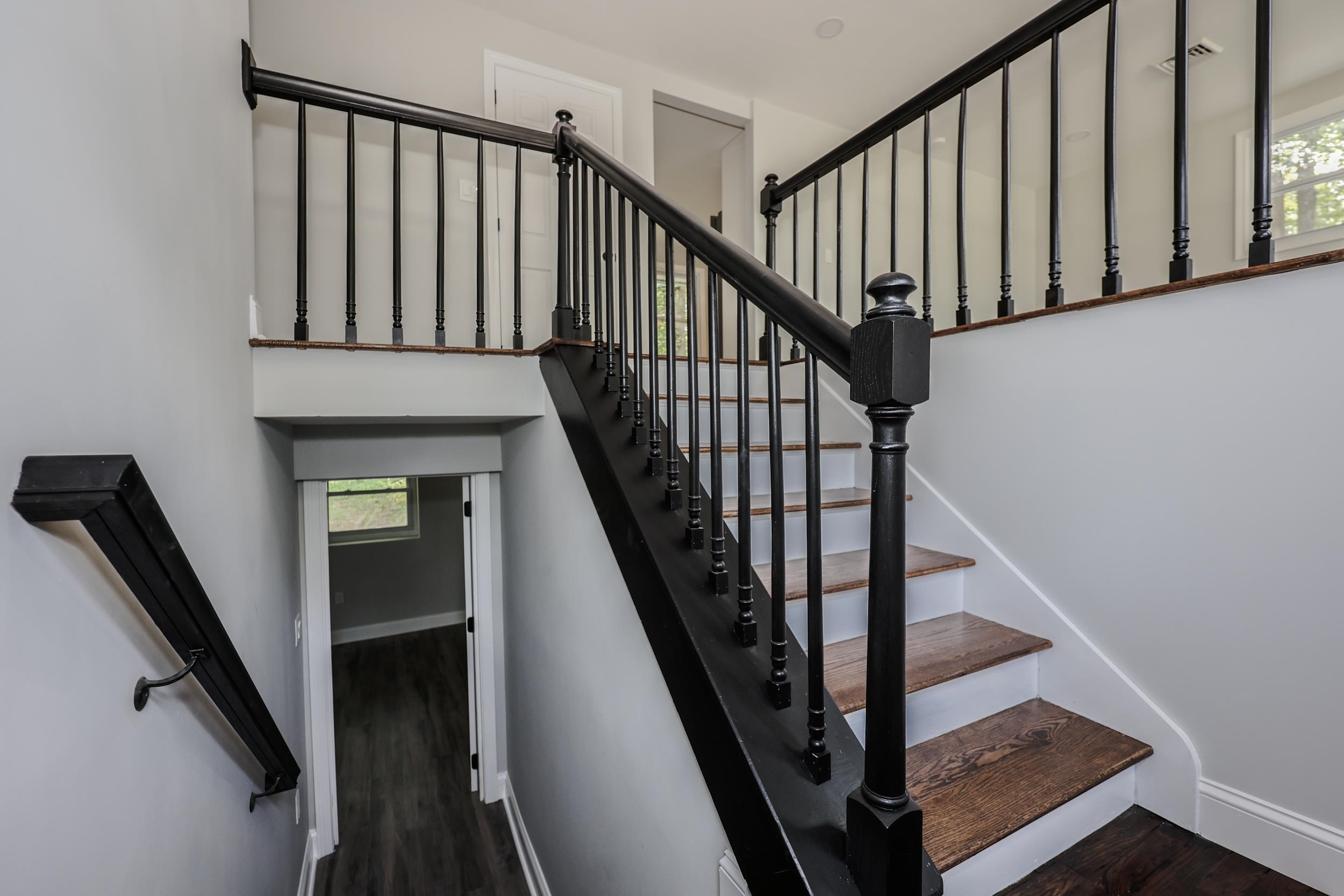 21 Ridgefield Drive