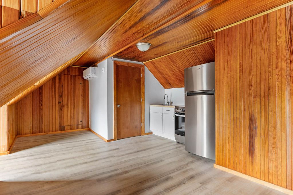 Photo of 109 Pleasant Street #3rd Floor, Claremont, NH 03743 (MLS # 5067350)