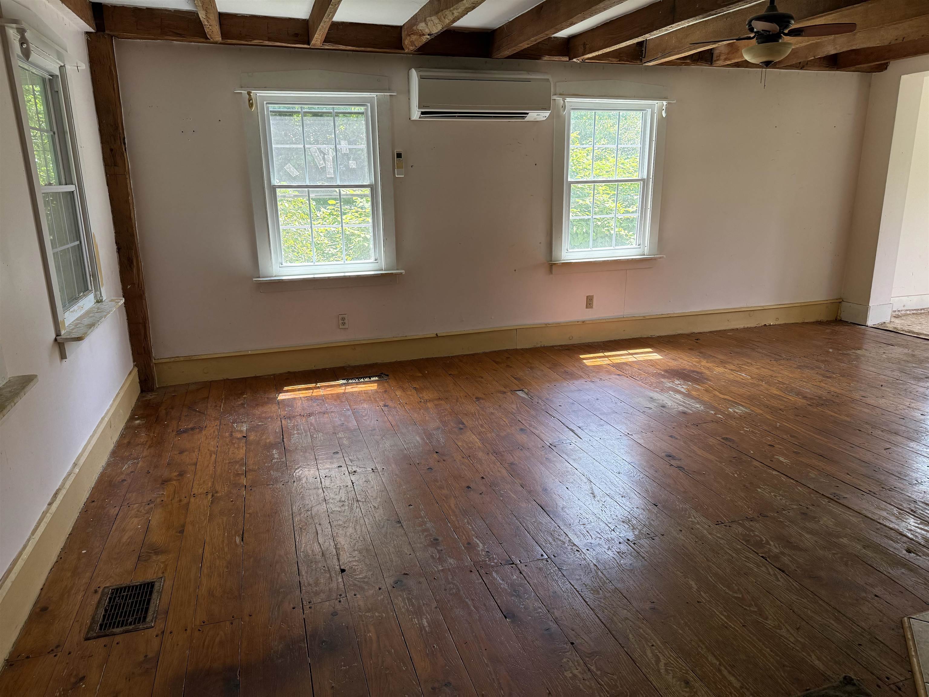 Fairfax, Vermont 05454, United States, 3 Bedrooms Bedrooms, ,1 BathroomBathrooms,Residential,Active,167449