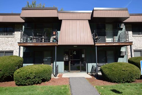 Photo of 4 Strawberry Bank Road #12, Nashua, NH 03062 (MLS # 5069962)